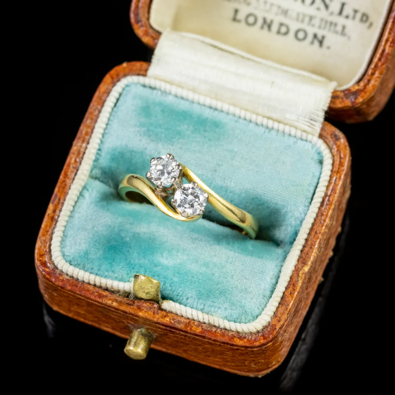 Antique Edwardian Double Diamond Twist Engagement Ring 18Ct Gold Circa 1910
