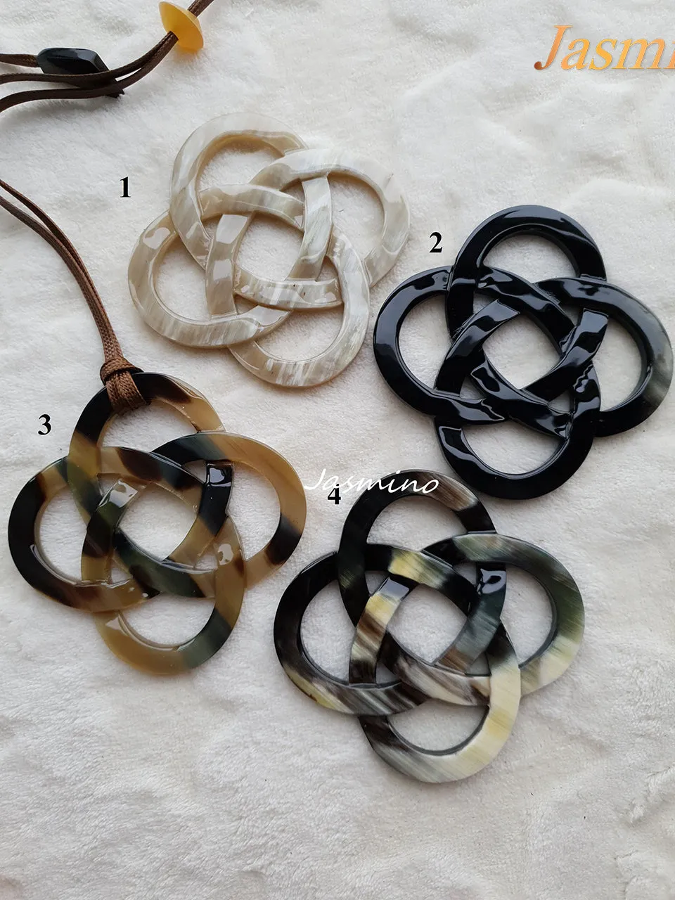Elegant Handmade Pendant J17397,  Buffalo Horn Product from Vietnam